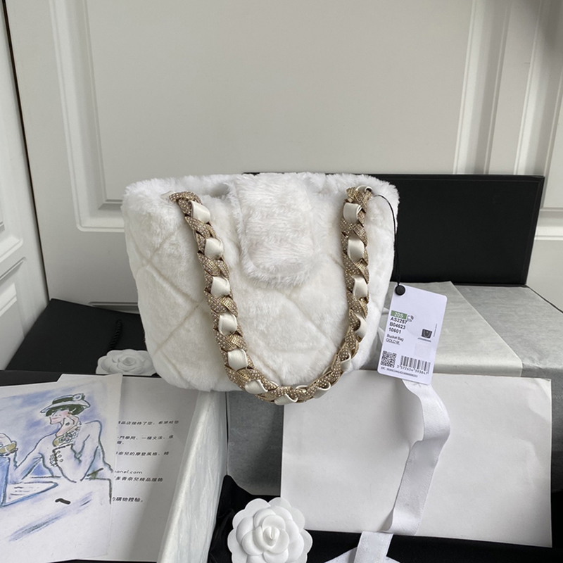 Designer Bucket Bag Luxury Chain Bag Handbag 18CM High Imitation Shoulder Bag With Box ZC190
Designer Bucket Bag Luxury Chain Bag Handbag 18CM High Imitation Shoulder Bag With Box ZC190