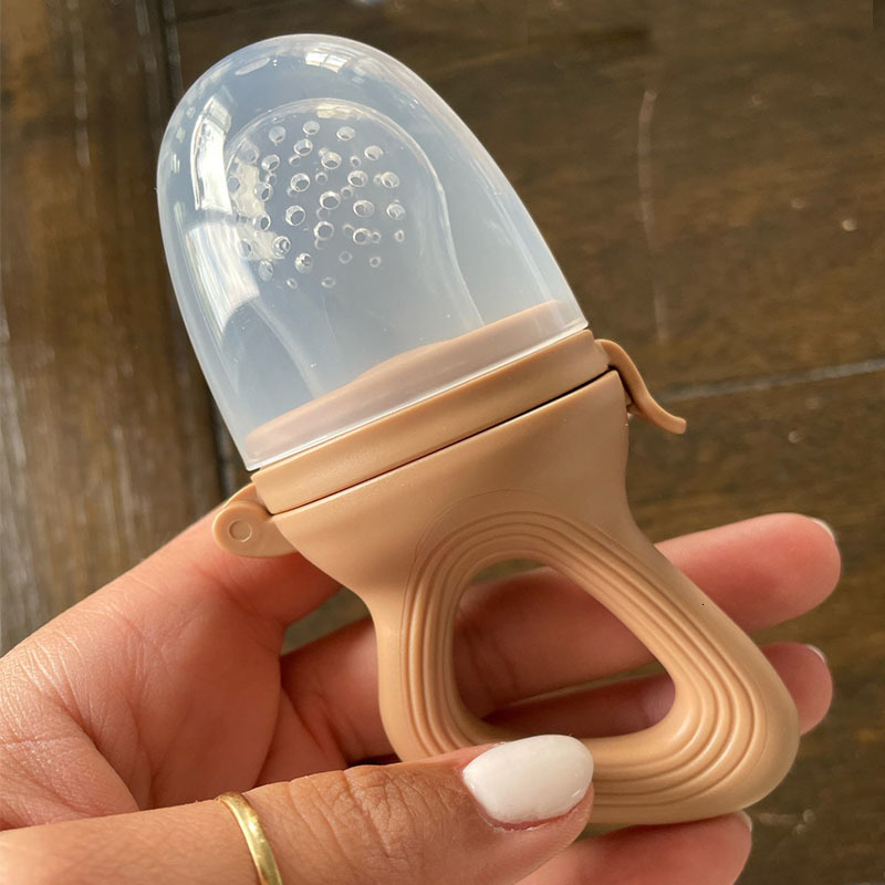 Baby Bottles# 1PC Silicone Fruit Feeder with Cover Nipple Fresh Food Vegetable Supplement Soother Nibbler Feeding Teething Pacifier 230427