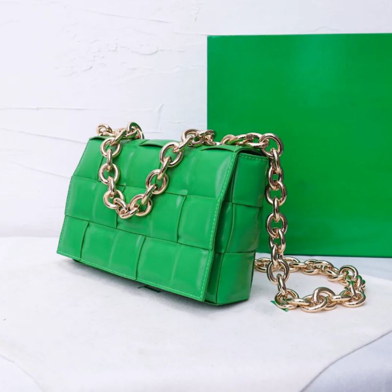Shoulder Bags 2023 Bag Fashion Designer Woman Bag Women Shoulder bag Handbag Purse Original Box Genuine Leather cross body chain high grade quality, Chocolate
Shoulder Bags 2023 Bag Fashion Designer Woman Bag Women Shoulder bag Handbag Purse Original Box Genuine Leather cross body chain high grade quality, Chocolate