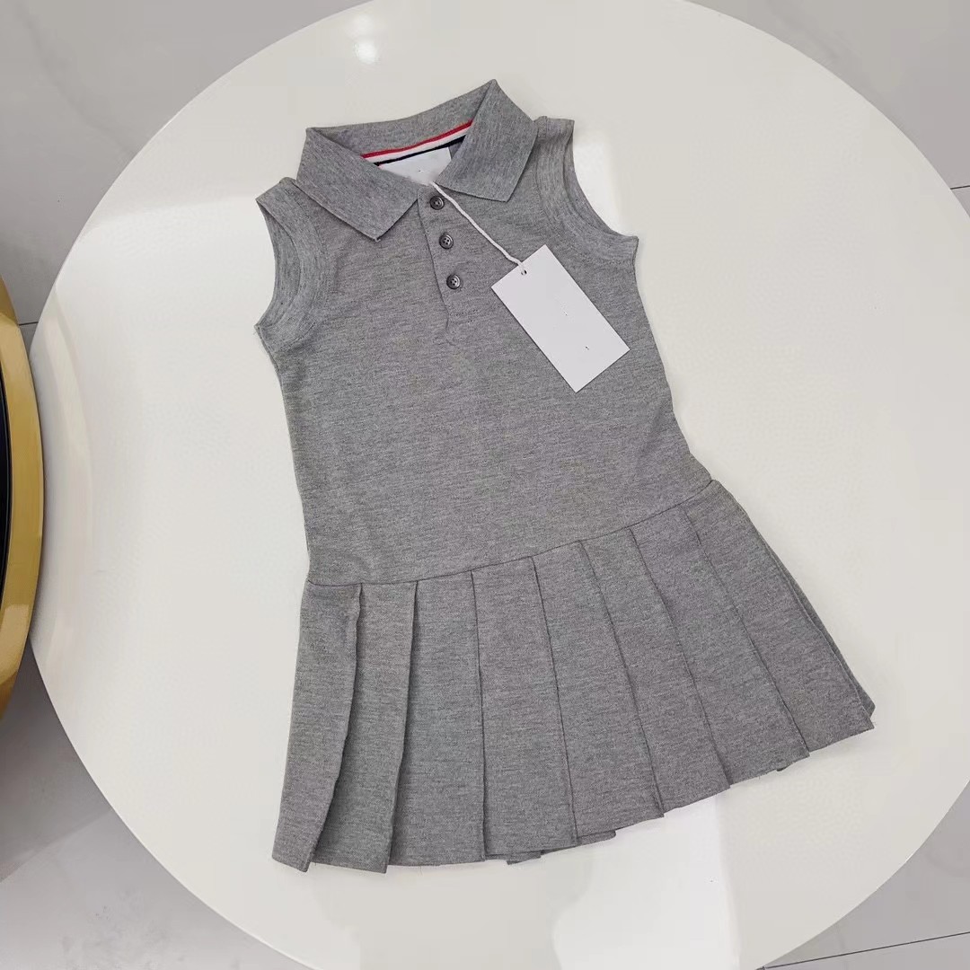 girls dress girls clothes girl skirt baby clothes Lapel sleeveless pure cotton design summer fasion dresses luxury brand Buckle, Gray
girls dress girls clothes girl skirt baby clothes Lapel sleeveless pure cotton design summer fasion dresses luxury brand Buckle, Gray