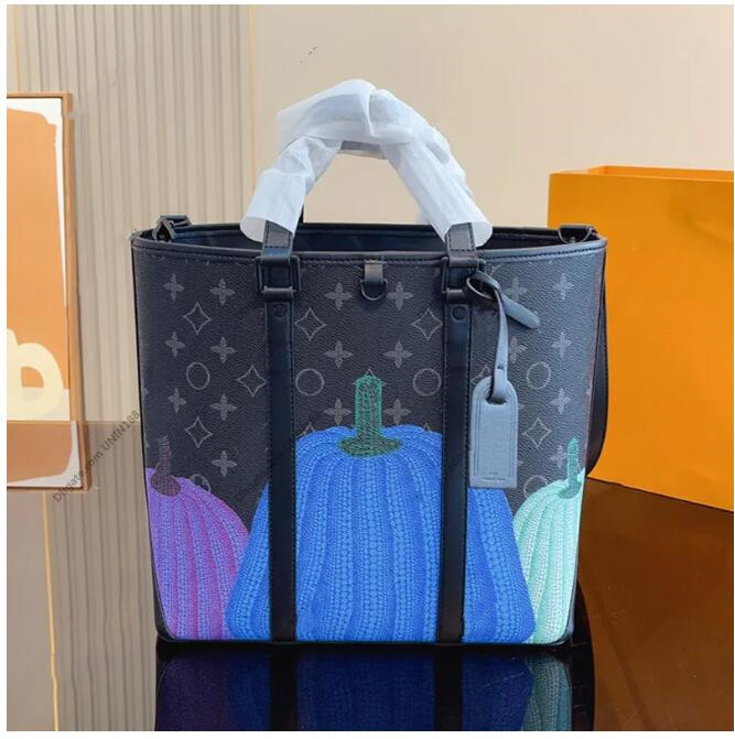 Luxurys Designers Women Upscale Totes Shopping Bags Yayoi Kusama Pumpkin Handbag Shouder Crossbody Bag Genuine Leather Ladies 30cm, Dust bag
Luxurys Designers Women Upscale Totes Shopping Bags Yayoi Kusama Pumpkin Handbag Shouder Crossbody Bag Genuine Leather Ladies 30cm, Dust bag