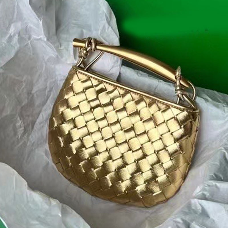 Sardine Handbag Women Shoulder Crossbody Bag Clutch Hand Woven Cowhide Genuine Leather Purse Metal Handle High Quality Lady Pouch
Sardine Handbag Women Shoulder Crossbody Bag Clutch Hand Woven Cowhide Genuine Leather Purse Metal Handle High Quality Lady Pouch