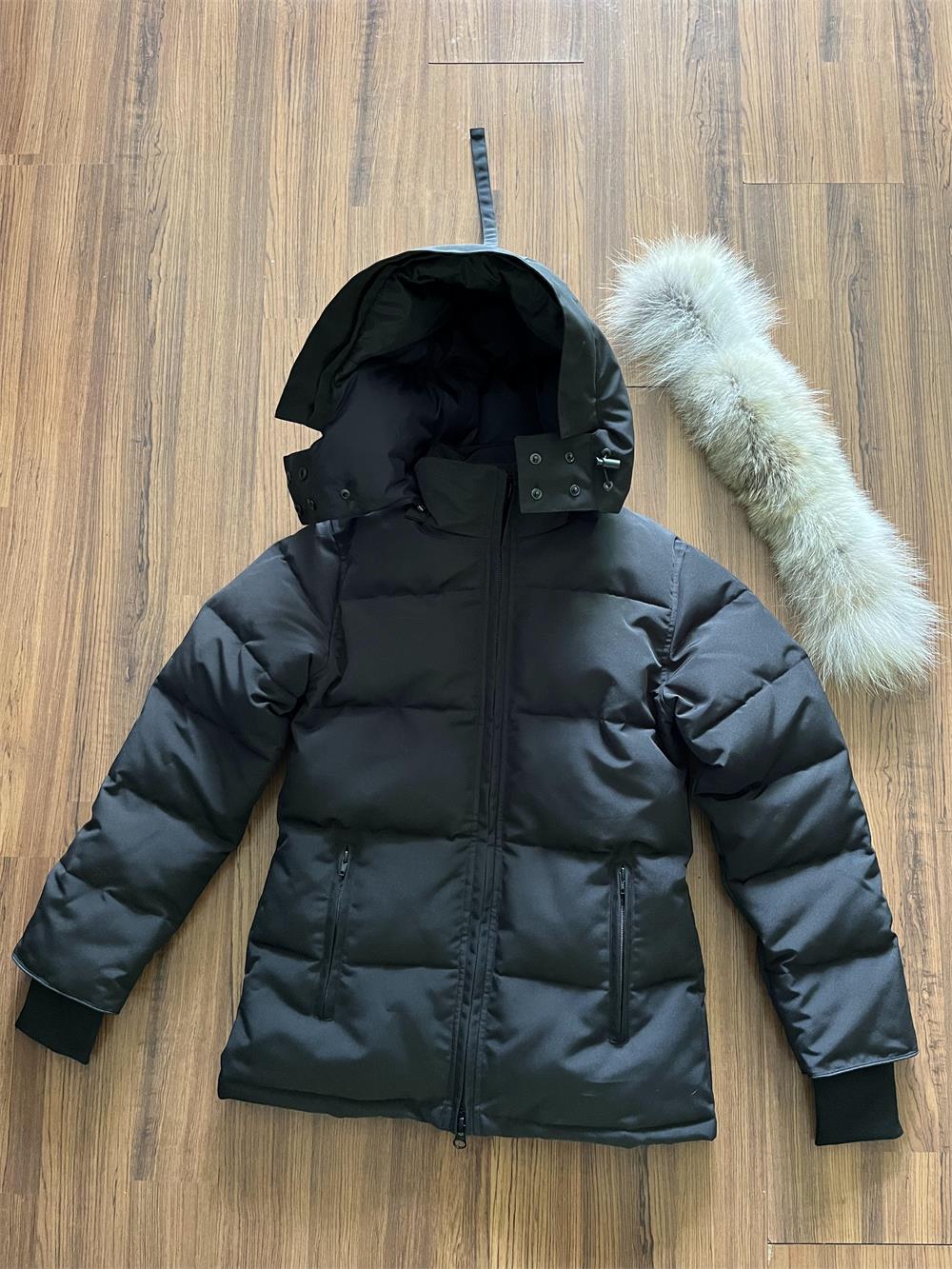 Women Designer Jacket Down Coat Real Coyote Fur Femme Puffer Outdoor Windbreaker Jassen Veste Outerwear Hooded Fourrure Manteau Down Coats Doudoune Hiver Parka