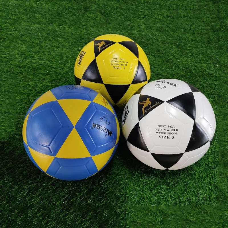 Balls Professional Soccer Ball Standard Size 5 Football Goal League Ball Outdoor Sport Training Football Ball bola 231127