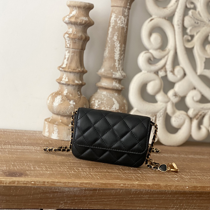 Designer Cosmetic Bag Luxury Lipstick Bag Handbag 12.5CM Genuine Leather Chain Bag High Imitation Crossbody Bag With Box ZC209
Designer Cosmetic Bag Luxury Lipstick Bag Handbag 12.5CM Genuine Leather Chain Bag High Imitation Crossbody Bag With Box ZC209