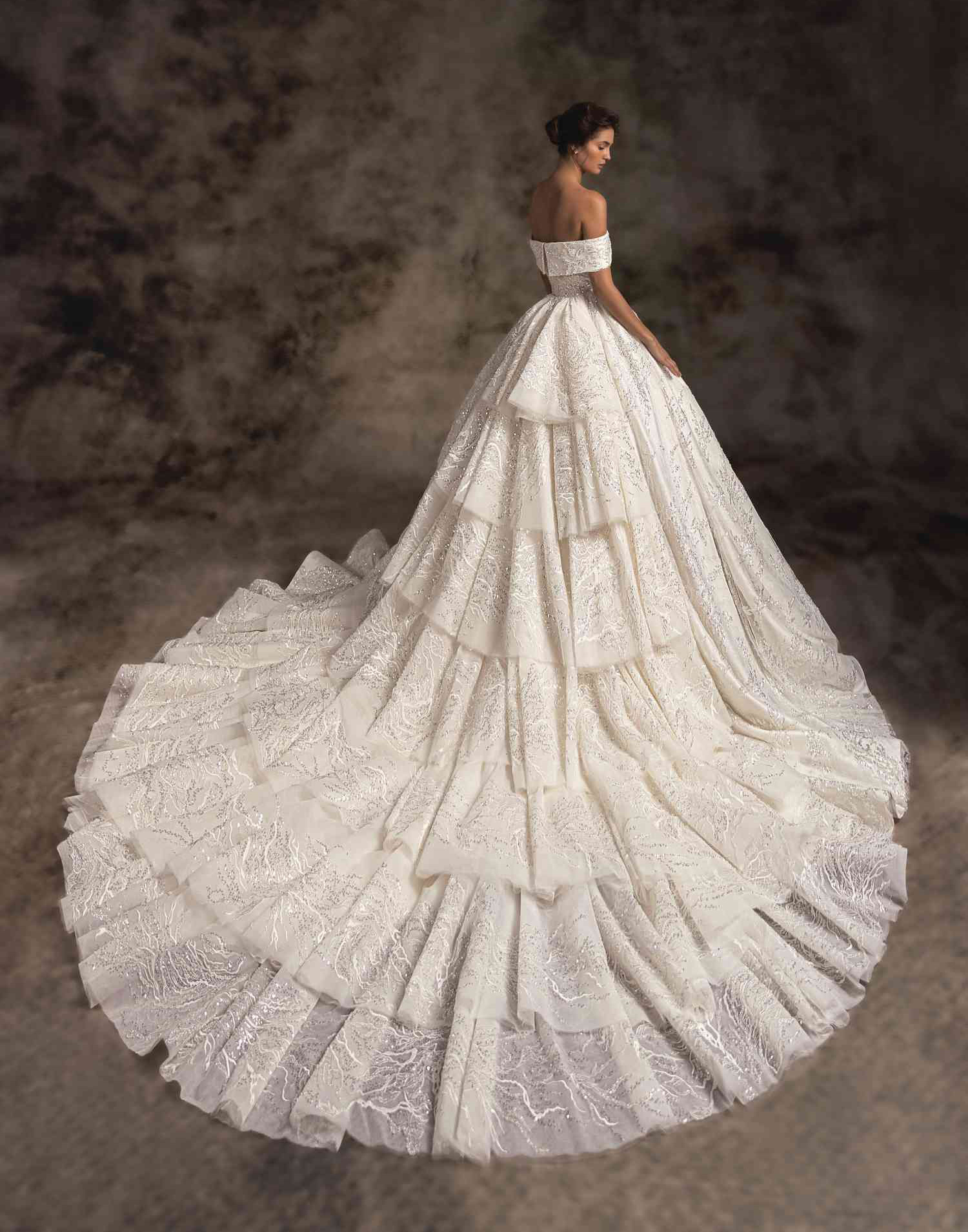 Elegant A Line Wedding Dresses Off Shoulder Sequins Appliques Bridal Gowns Vestido Novia Backless Tiered Skirts Bride Dress