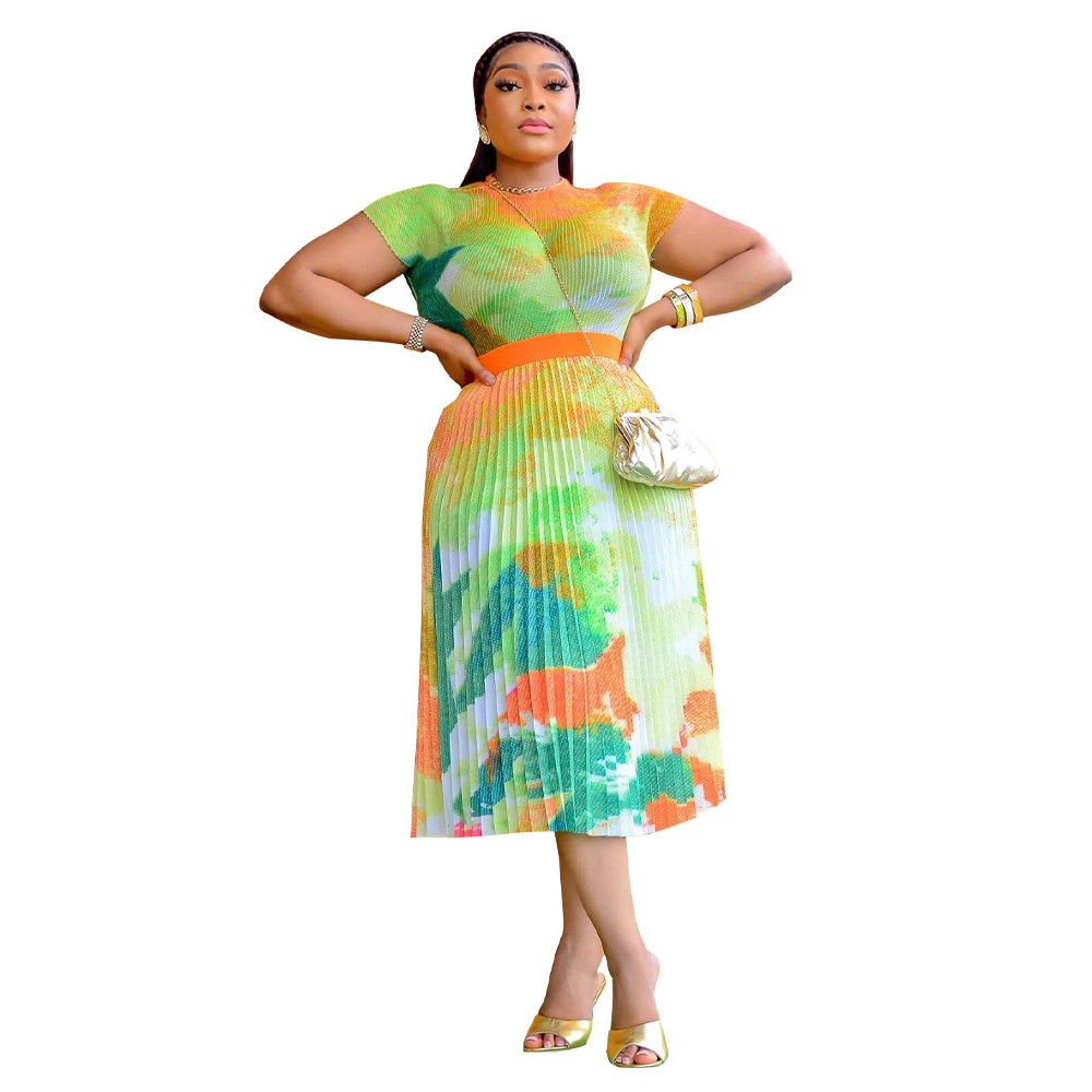 New Dress Sets Summer Women Short Sleeve T-shirt and Pleated Long Skirt Two Piece Sets Fashion Print Loose Skirt 2pcs Suits Bulk Clothes 9804