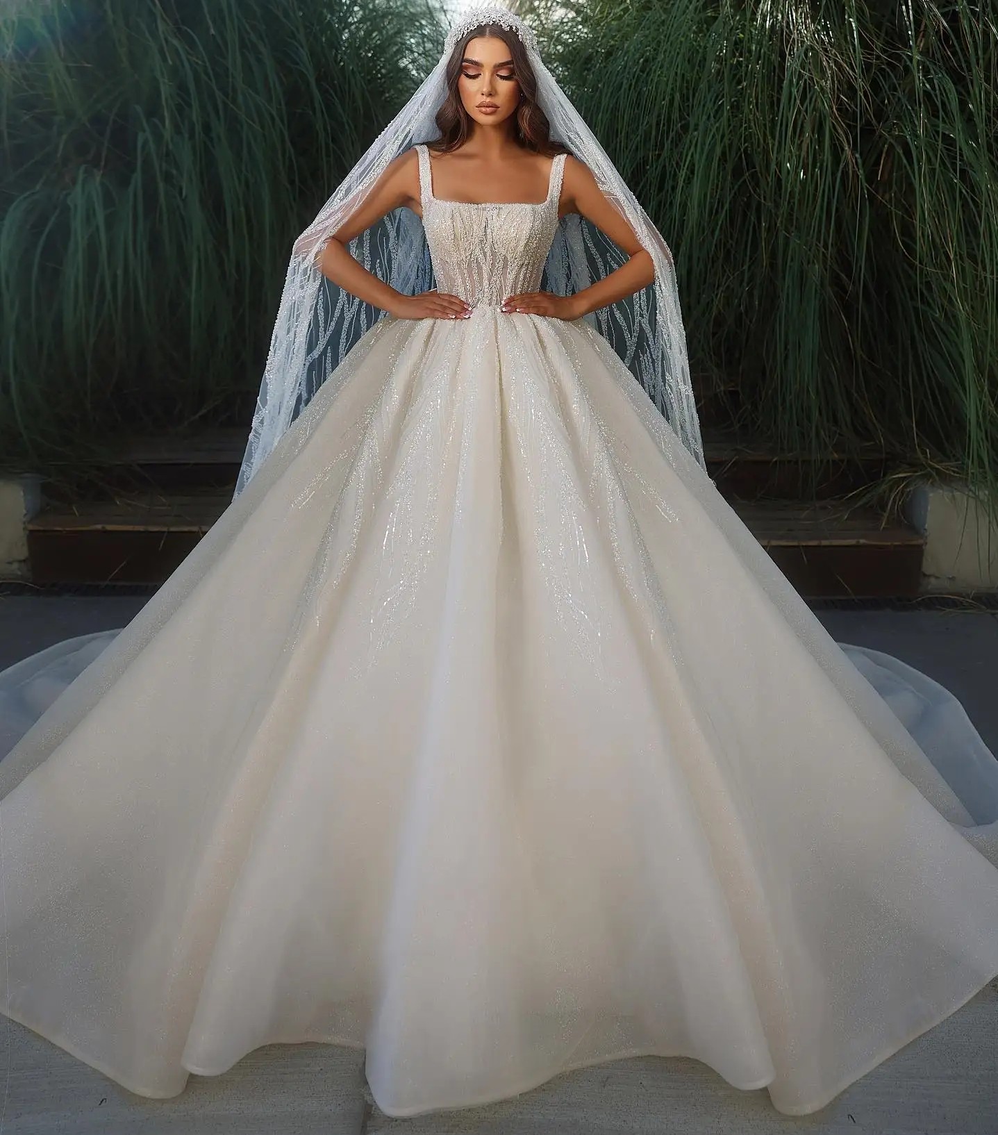 2024 Wedding Dress Square Neck Sequined Beads Appliques Chapel Train Elegant Bridal Gowns Custom Made Vestidos De Novia