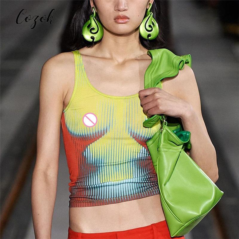 T-Shirt COZOK 2022 Autumn And Summer Women Unique Printed Waistcoat Women Thin Matching Aesthetic Body Shaping High Street Ladies Top, Purple
T-Shirt COZOK 2022 Autumn And Summer Women Unique Printed Waistcoat Women Thin Matching Aesthetic Body Shaping High Street Ladies Top, Purple