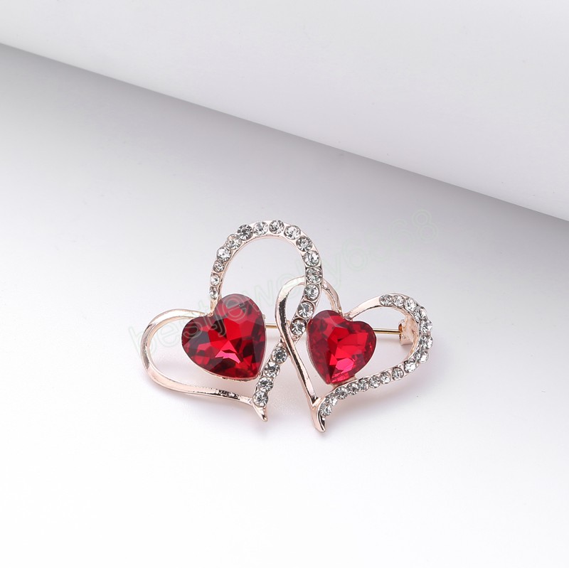 Exquisite Heart Shape Brooches Women Ladies Romantic Elegant Red Rhinestone Crystal Brooches Pins Clothes Accessories Gifts
