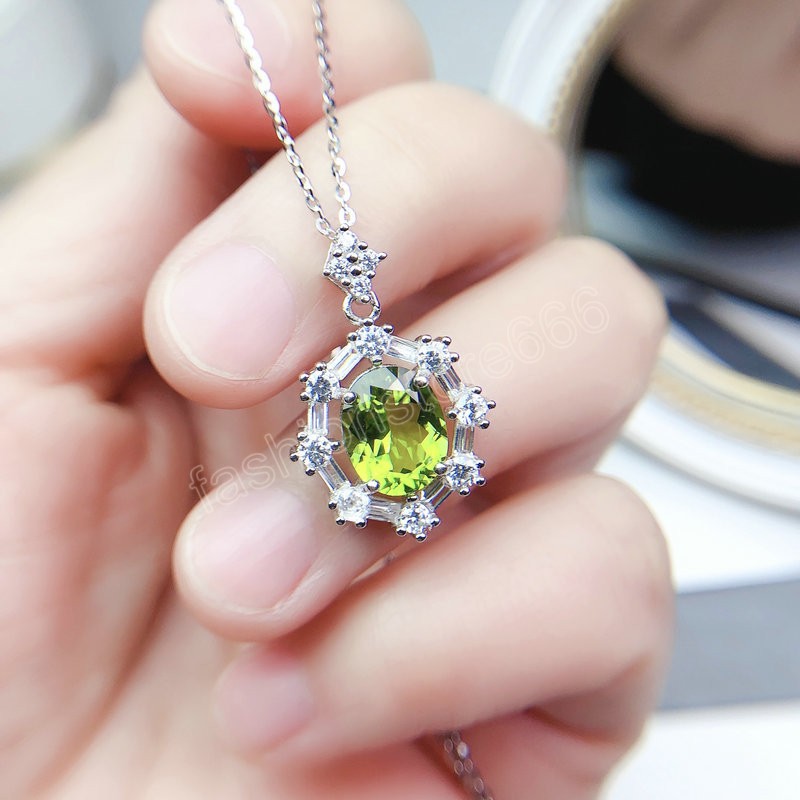 Exquisite Oval Cut Olive Green / Purple Cubic Zirconia Clavicle Chain Necklace Banquet Party Silver Color Fashion Jewelry