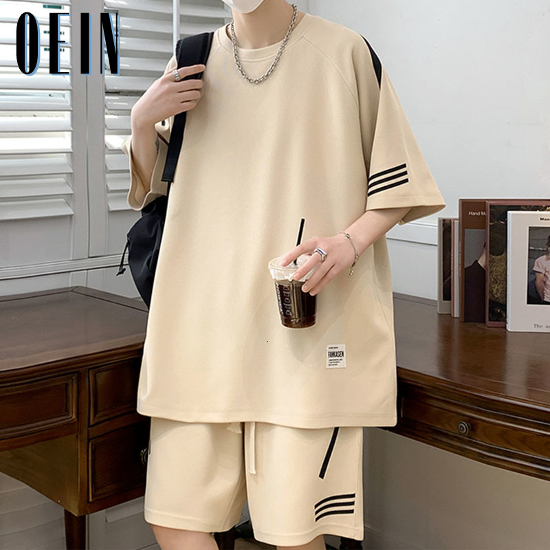 Mens Tracksuits Korean Fashion Streetwear Shorts Sets Men Summer Casual Short Suit Casual Tshirts Shorts 2 Piece Sets Tracksuit Clothes for Men 230428