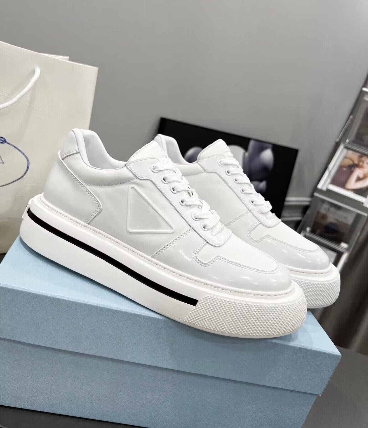 White Black Macro Men Sneakers Shoes Re-Nylon & Brushed Leather Trainers Fabric Rubber Sole Platform Skateboard Comfort Casual Walking EU38-46, 88
White Black Macro Men Sneakers Shoes Re-Nylon & Brushed Leather Trainers Fabric Rubber Sole Platform Skateboard Comfort Casual Walking EU38-46, 88