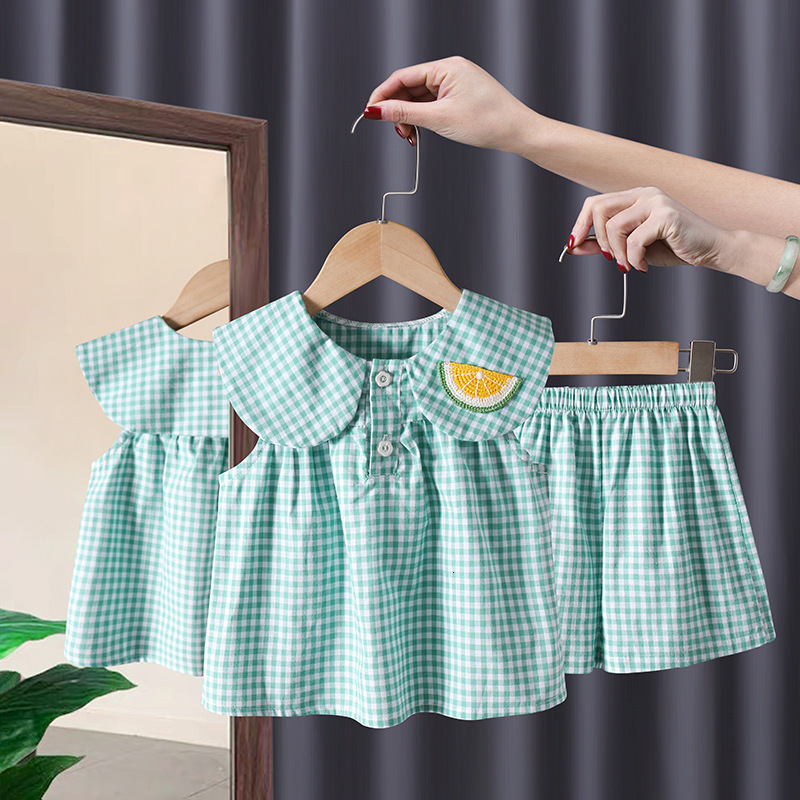 Rompers Girls Checker Set 06 Year Old Summer Doll Neck Sleeveless Top Shorts 2 Piece Baby Clothes born 230427