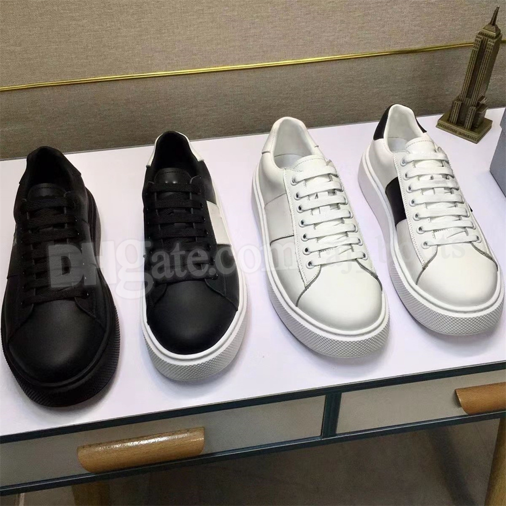 Brushed Leather Sneakers For Men Women Flat bottom comfortable breathable casual Shoes Classic Footwear Sneaker Designer High Quality Shoe Leisure Fashion
Brushed Leather Sneakers For Men Women Flat bottom comfortable breathable casual Shoes Classic Footwear Sneaker Designer High Quality Shoe Leisure Fashion