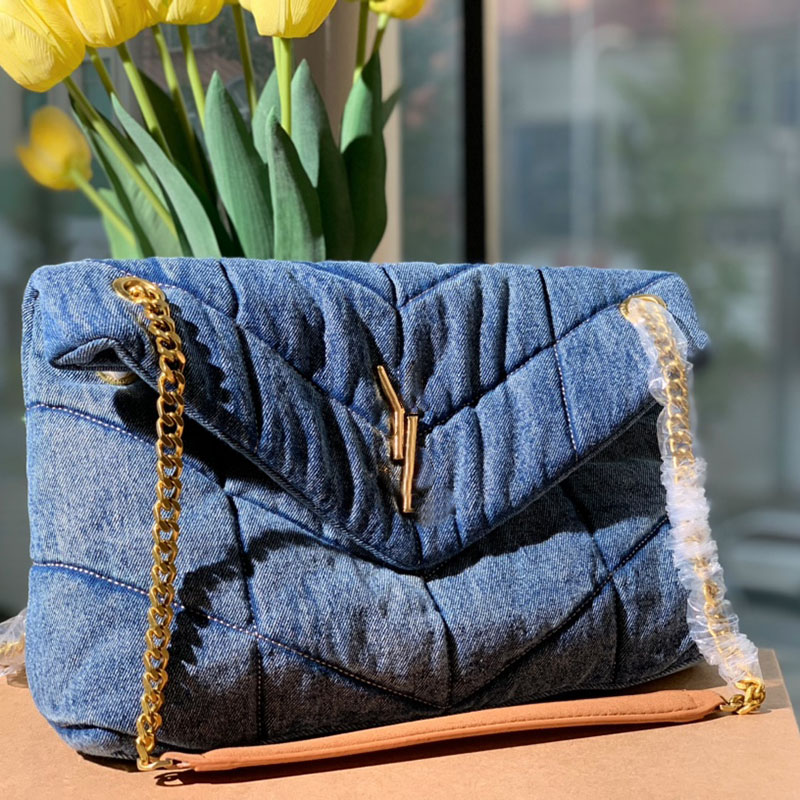 Denim Backpack Loulou Purse Designers Shoulder Bag Women Crossbody Large Totes Handbags Ladies Metal Chain Clamshell Messenger Bags 28CM, Blue+gold logo 28cm
Denim Backpack Loulou Purse Designers Shoulder Bag Women Crossbody Large Totes Handbags Ladies Metal Chain Clamshell Messenger Bags 28CM, Blue+gold logo 28cm