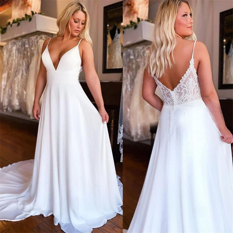 Simple Boho Plus Size Wedding Dress Sexy Spaghetti Straps V Neck Backless Beach Bridal Dress 2024 Lace Bohemian Country Bride Garden Vestidos De Novia