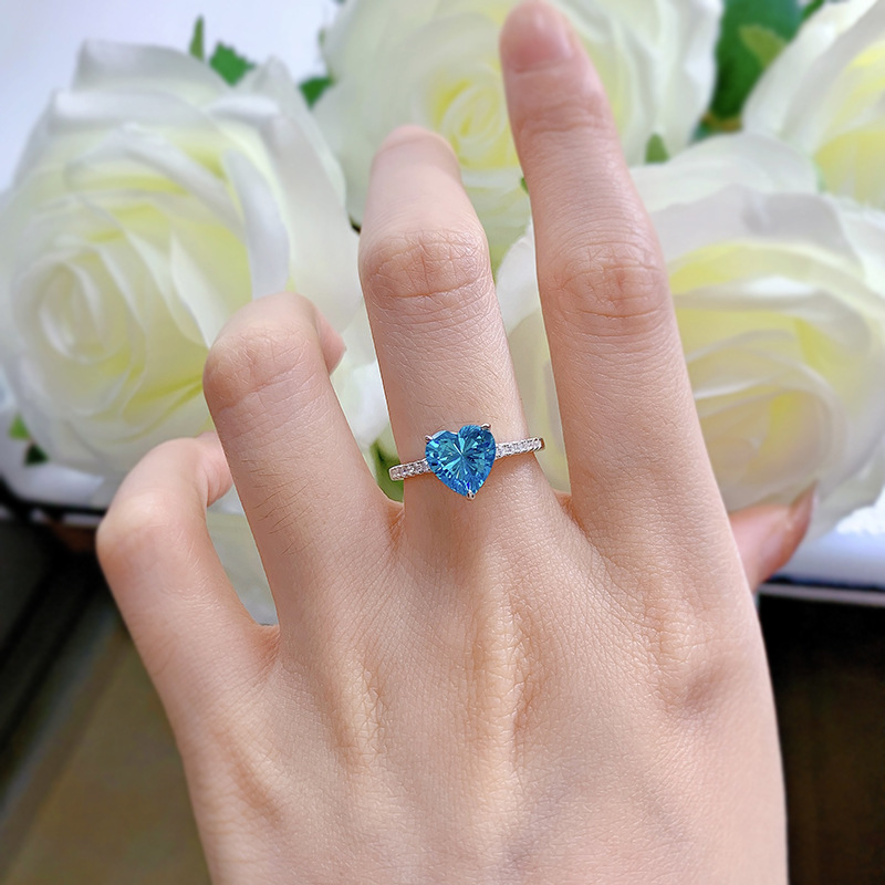 Brand Wedding Rings Simple Fine Jewelry Soild 100% 925 Sterling Silver Heart Designer Shape Aquamarine Moissanite Gemstones Party Women Engagement Ban