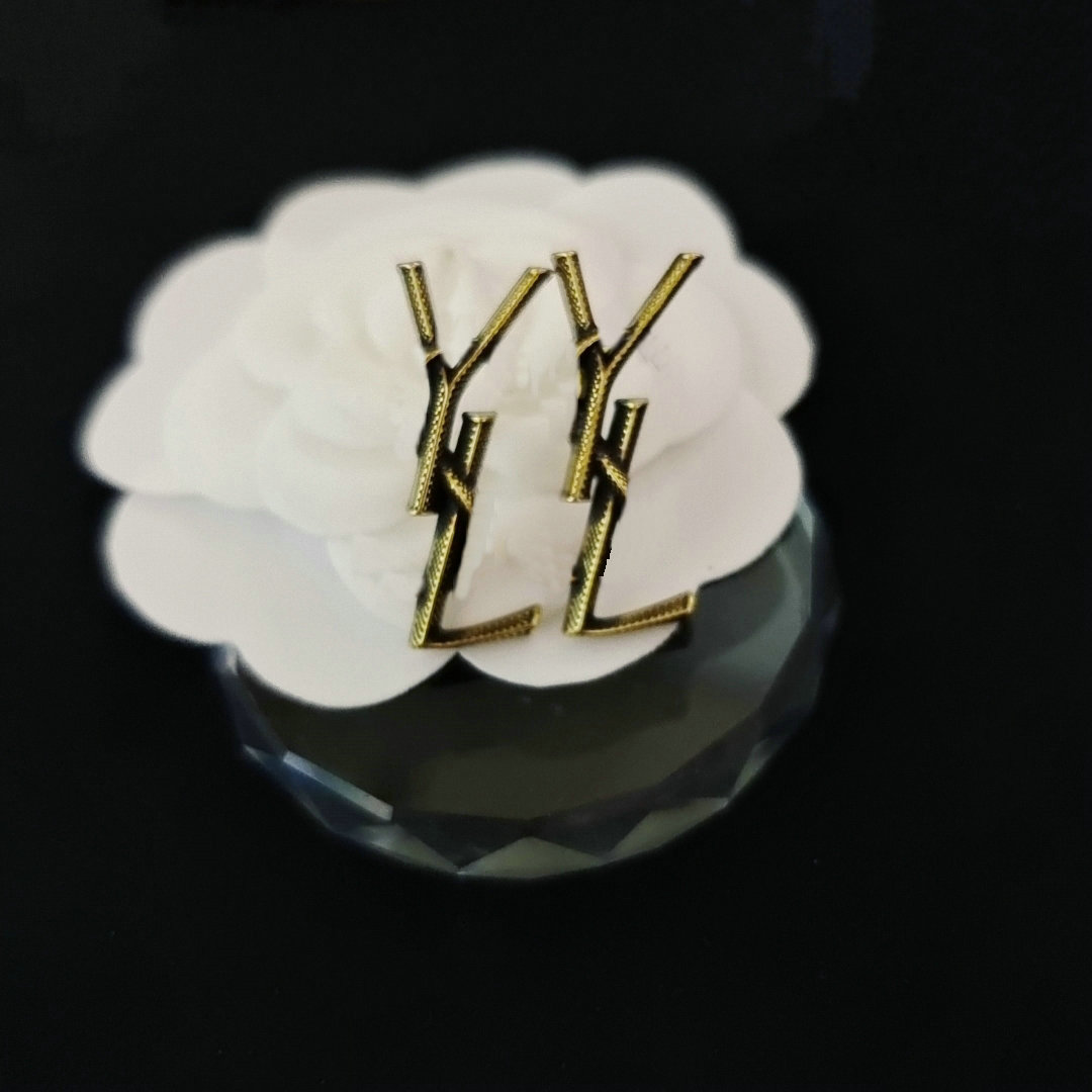 Designer Vintage Letter Stud Earrings Gold Plated Earings Fashion Jewelry Wedding Gifts