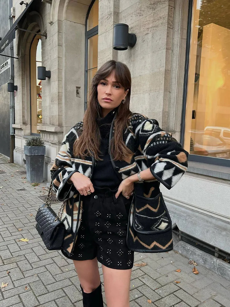 Women's Jackets Geometric Print Patchwork Woolen Cardigan Jacket Women Long Sleeve Singel Breasted Loose Female Top Autumn Street Pocket Coats 23