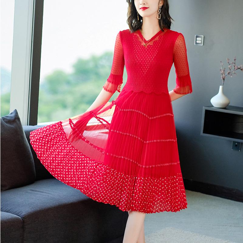 Dresses 2022 Slim Vneck ALine Women Noble Dress Spring Summer New Medium Length Femme Loose Pleated Skirt Female Robe Vestidos, Navy
Dresses 2022 Slim Vneck ALine Women Noble Dress Spring Summer New Medium Length Femme Loose Pleated Skirt Female Robe Vestidos, Navy