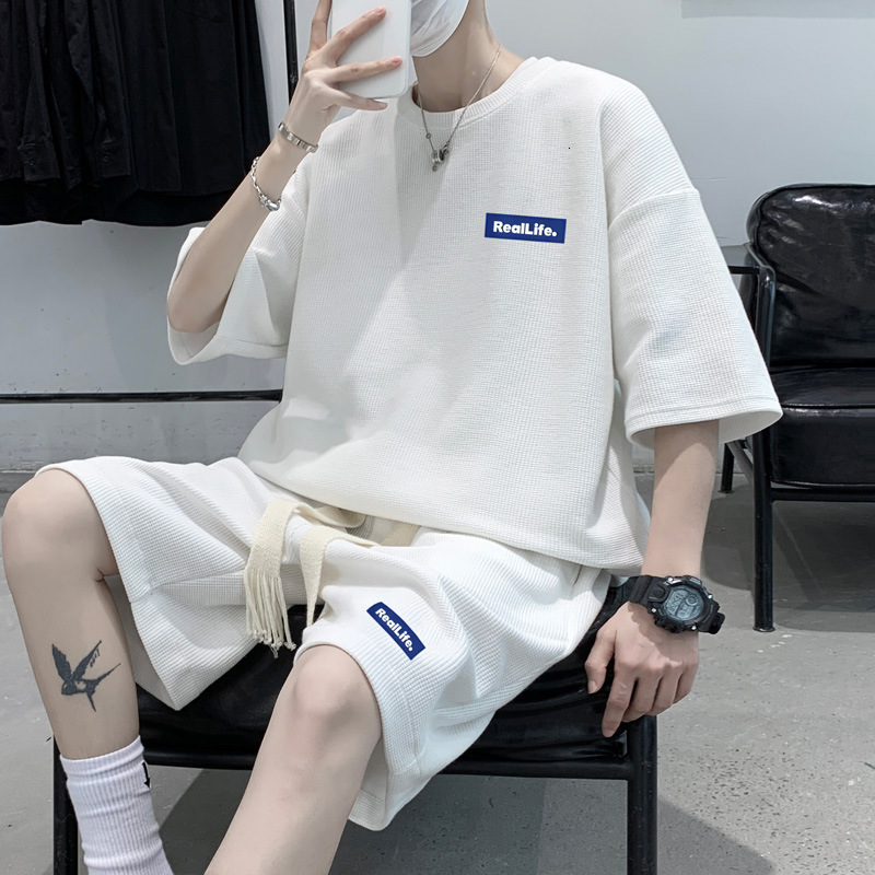 Mens Tracksuits Streetwear Men 2 Piece Shorts Sets Summer Casual Loose Fit Outfits Men Clothing Korean Fashion Oversized Sportswear Clothes 230428