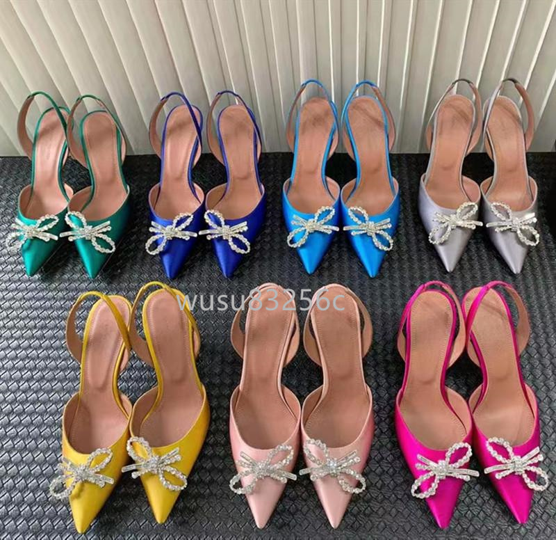 Amina muaddi Begum Crystal-Embellished buckle stain Pumps shoes spool Heels sandals women's Luxury Designers Dress shoe Evening Slingback sandal 9cm size35--40, Silver
Amina muaddi Begum Crystal-Embellished buckle stain Pumps shoes spool Heels sandals women's Luxury Designers Dress shoe Evening Slingback sandal 9cm size35--40, Silver