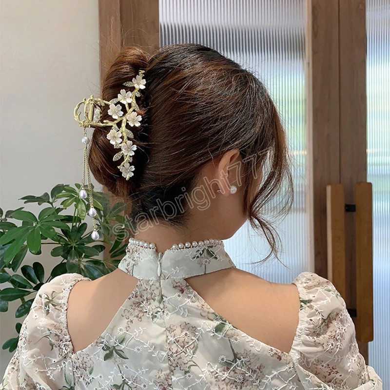 Pearl Flower Tassel Hair Claw Cute Sweet Hairpin Girl Fashion Hair Clip Headdress Party Women Hair Accessories Gift