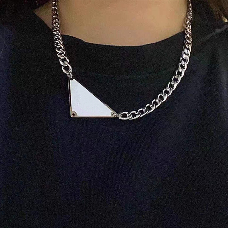 New Designer Pendant Necklaces Luxury Jewelry Womens Inverted Silver Letter Men Wedding Party Necklace Auzoo Store
New Designer Pendant Necklaces Luxury Jewelry Womens Inverted Silver Letter Men Wedding Party Necklace Auzoo Store