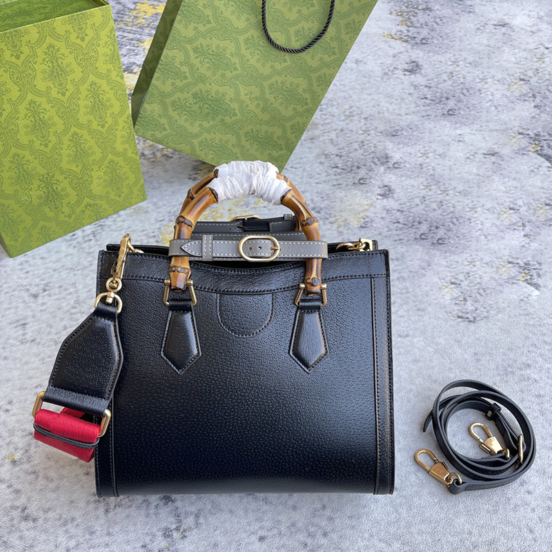 Designer Bag Womens Fashion Bamboo bag 702721 Solid Color portable Tote Bag Classic leather Shoulder bag Temperament Crossbody bag, Multi-color
Designer Bag Womens Fashion Bamboo bag 702721 Solid Color portable Tote Bag Classic leather Shoulder bag Temperament Crossbody bag, Multi-color