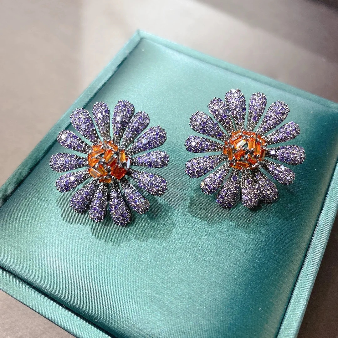 Ear Cuff Delicate Sterling Silver 925 Sunflower Stud Earring for Women Full Paved Shiny CZ Stone Beauty Gift Statement Earrings Jewelry 231127