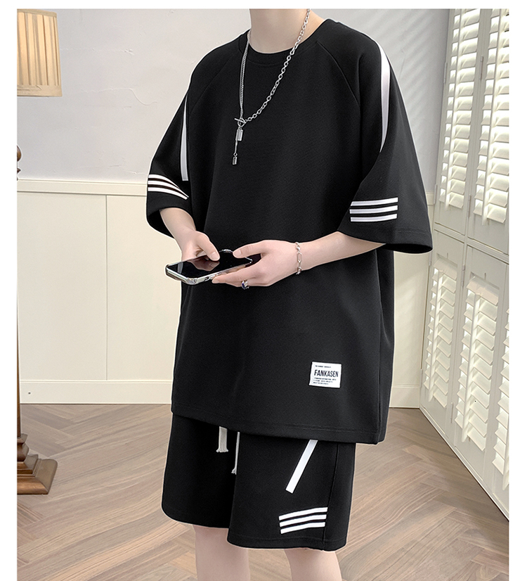 Mens Tracksuits Korean Fashion Streetwear Shorts Sets Men Summer Casual Short Suit Casual Tshirts Shorts 2 Piece Sets Tracksuit Clothes for Men 230428