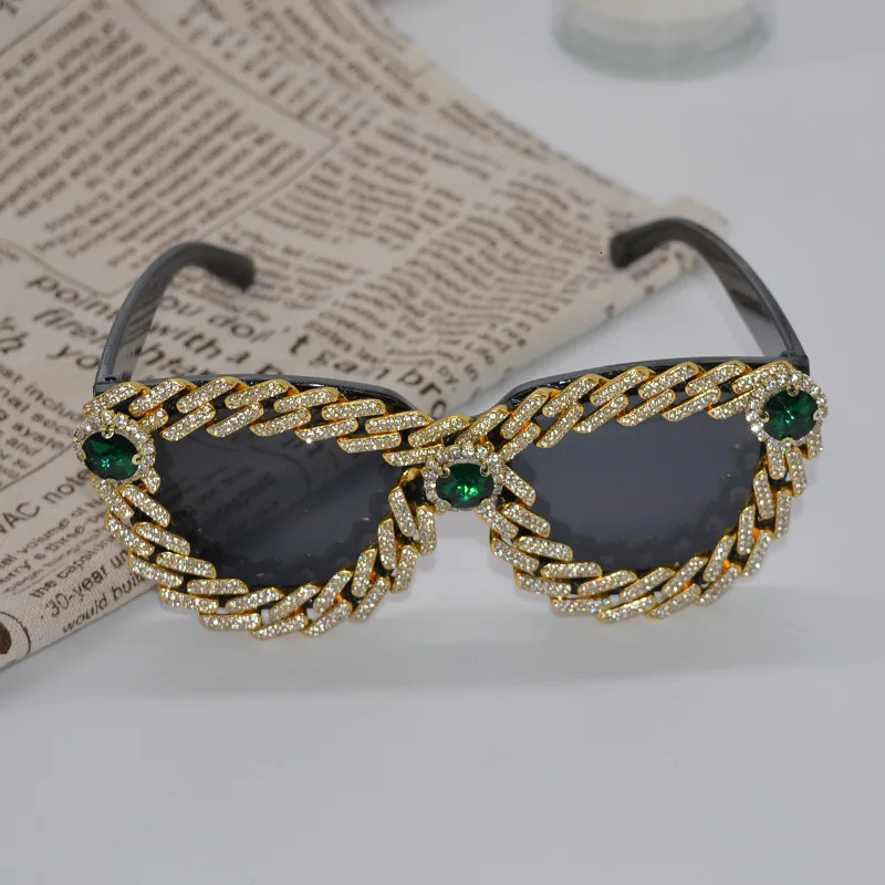 Sunglasses Frames Baroque Oval Women Crystals Sexy Girls Sun Glasses Shades for Party Halloween Xmas De Sol 231127