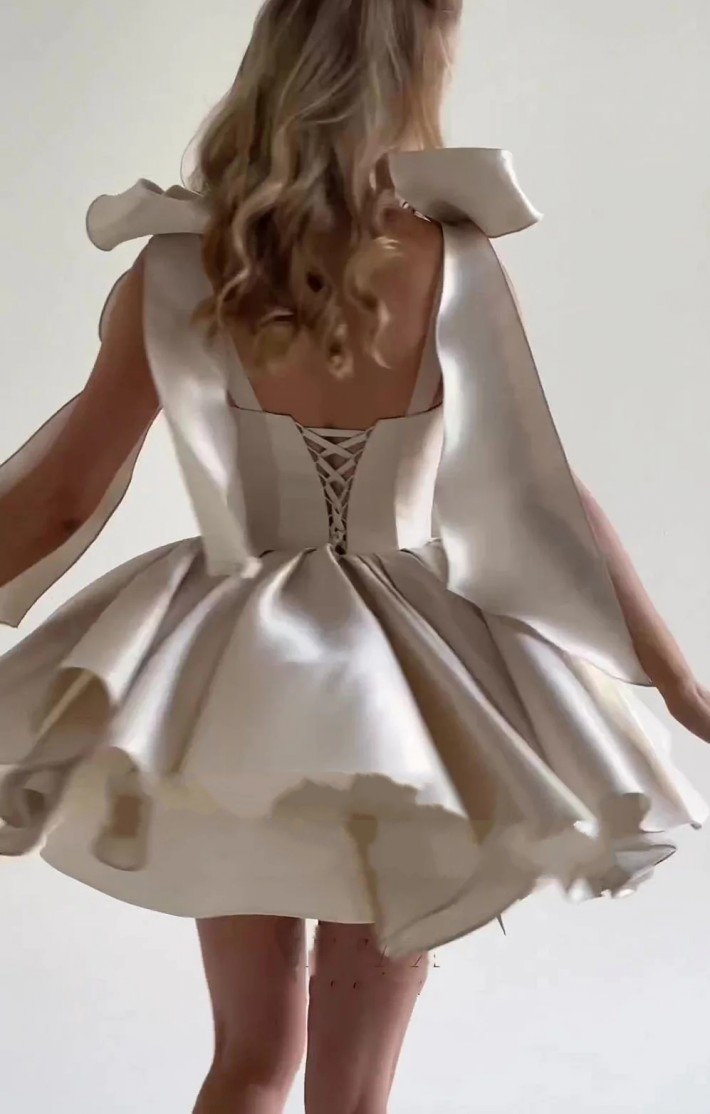 2025 New Short Prom Homecoming Dress Sweetheart Stain Lace Up Party Ball Gowns with Bow Birthday Party Gown Graduation Dresses Robe De Soiree