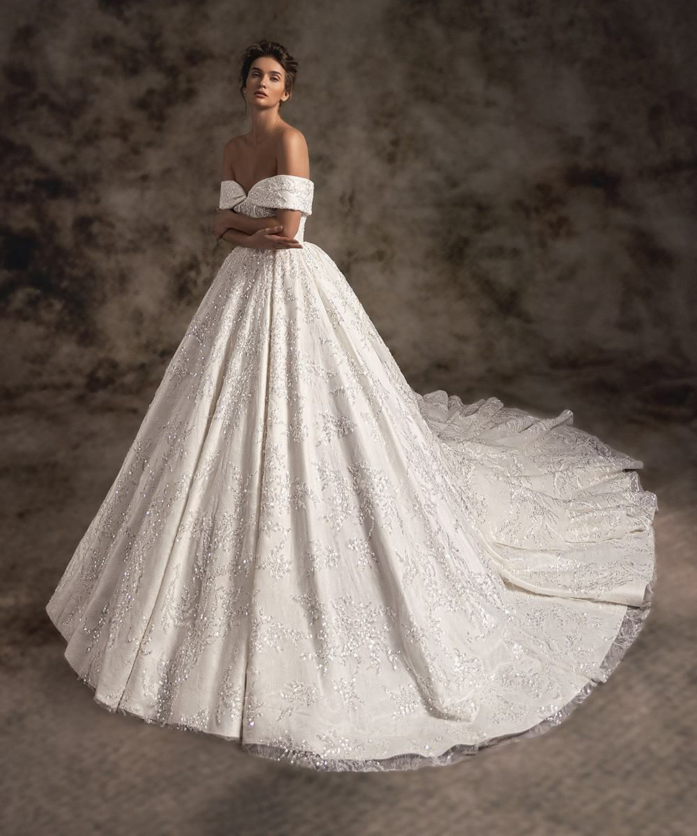 Elegant A Line Wedding Dresses Off Shoulder Sequins Appliques Bridal Gowns Vestido Novia Backless Tiered Skirts Bride Dress