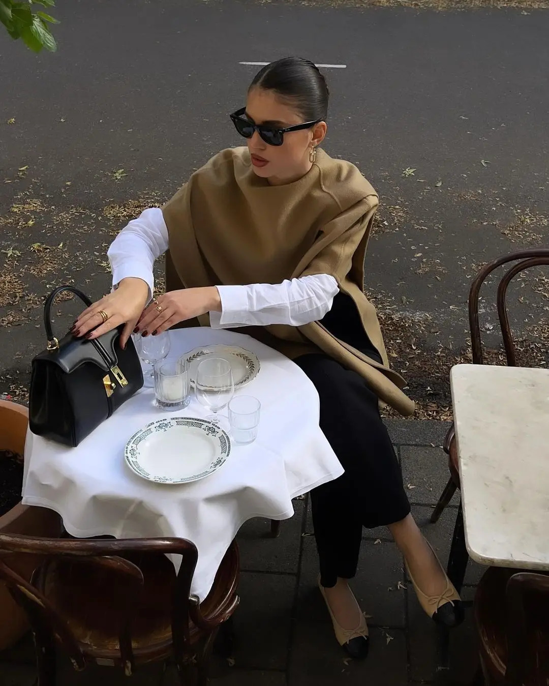 Women's Jackets Vintage Wool Blends Cape For Women Fashion Solid Loose Bat Female Cloak Tops Autumn Winter High Street Shawl Poncho 231128