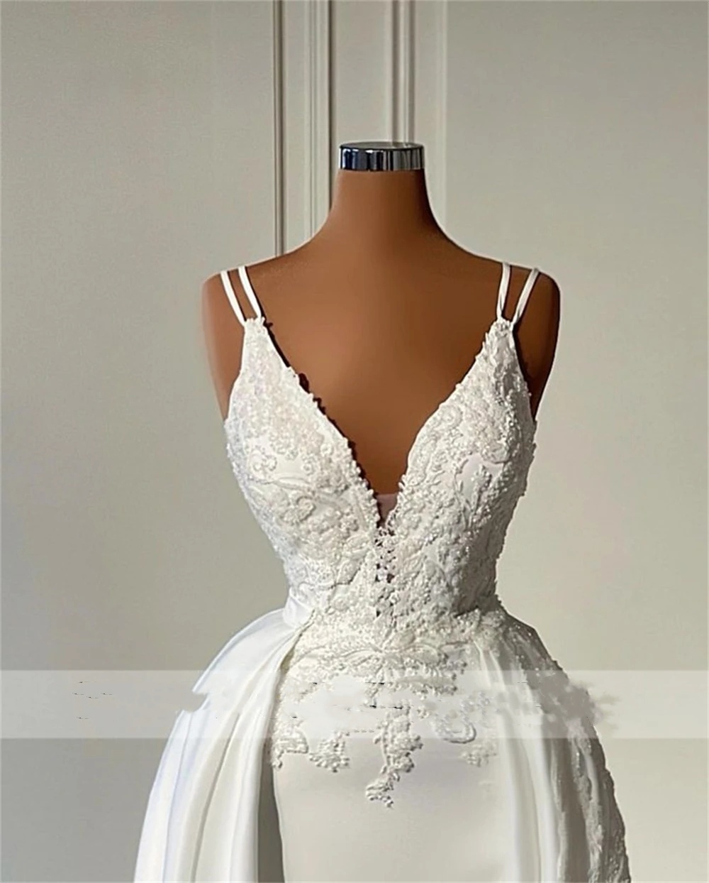 Sexy White Spaghetti Lace Appliques Mermaid Wedding Bridal Dress With Train Satin Bride Gowns Vestido De Noiva