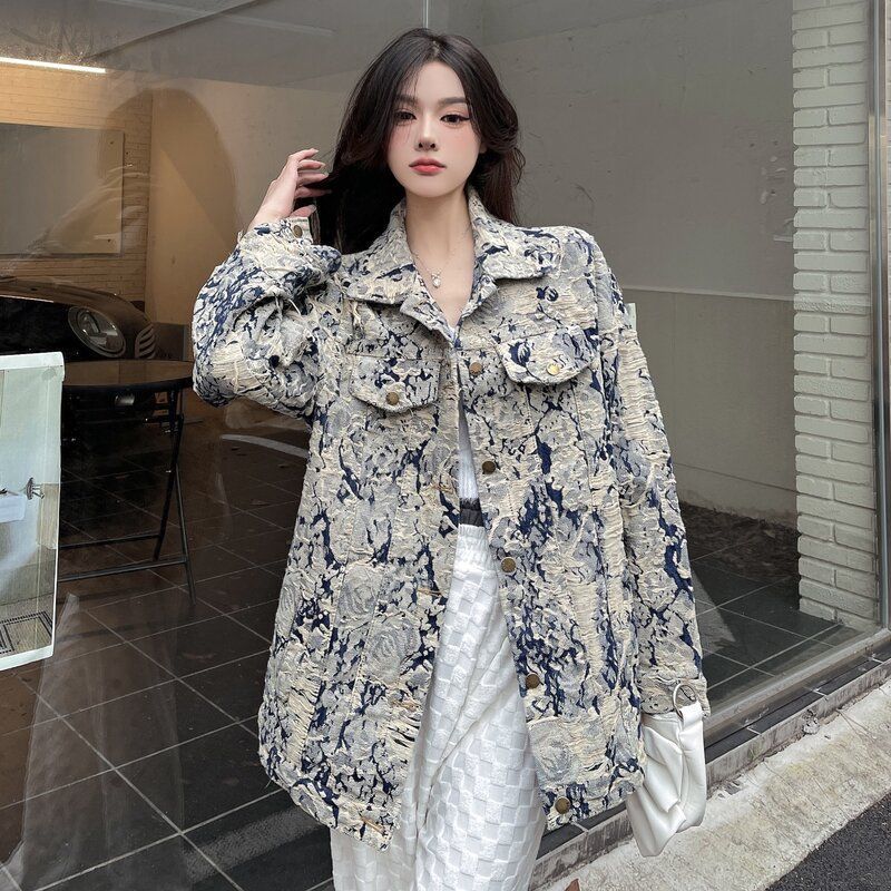 Women's Jackets SuperAen Jacquard Vintage Denim Jacket Women Spring Korean Loose Fashion Jeans Jacket Women 230428
