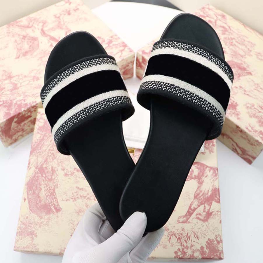 Paris Embroidered Dazzle Designer Slippers Womens Sandals Wear Summer Beach Stripes Casual Flip-Flops Flat Slippers Sliders With Dust Bag