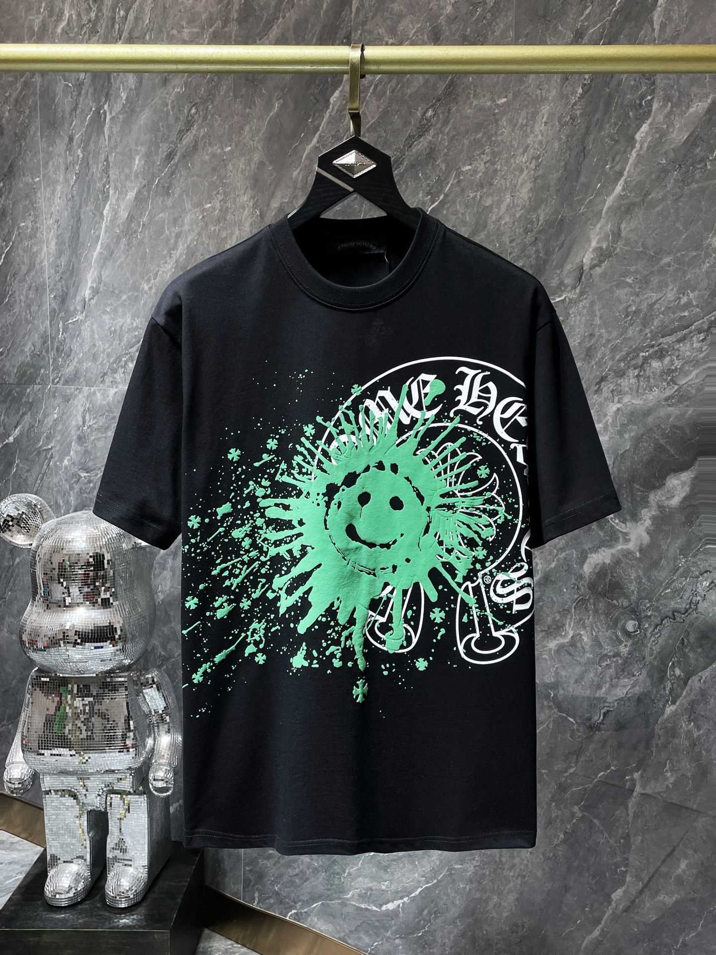 CH Fashion clothing Designer Tees Luxury Casual Tshirt 2023ss Heart Crocro spray painted smiley face graffiti horseshoe Sanskrit men women short sleeved Chromes, White
CH Fashion clothing Designer Tees Luxury Casual Tshirt 2023ss Heart Crocro spray painted smiley face graffiti horseshoe Sanskrit men women short sleeved Chromes, White