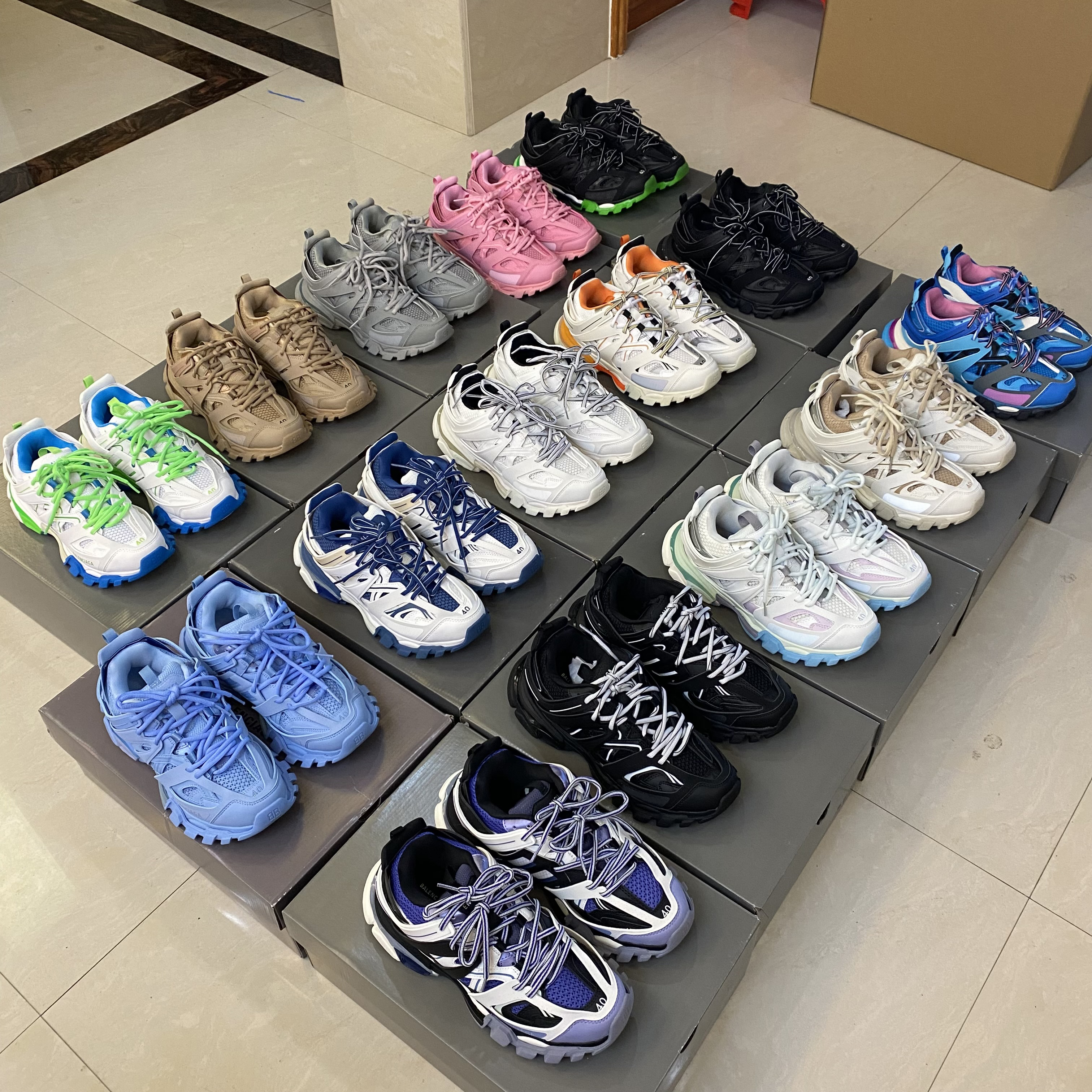 Fashion shoe Triple sneaker Women Balenciagas Shoes grey white black green Sneakers for Men Spring chaussures Navy Blue Casual Daddy balencaiga Shoes, 12
Fashion shoe Triple sneaker Women Balenciagas Shoes grey white black green Sneakers for Men Spring chaussures Navy Blue Casual Daddy balencaiga Shoes, 12
