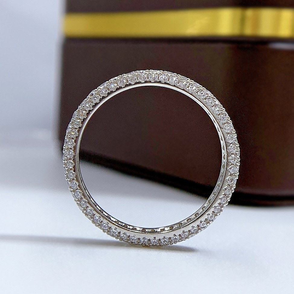 2023 Choucong Wedding Rings Simple Fine Jewelry Pure 100% Sterling Sier Pave White Moissanite Dia Gemstones Eternity Women Engagement Band Ring Gift