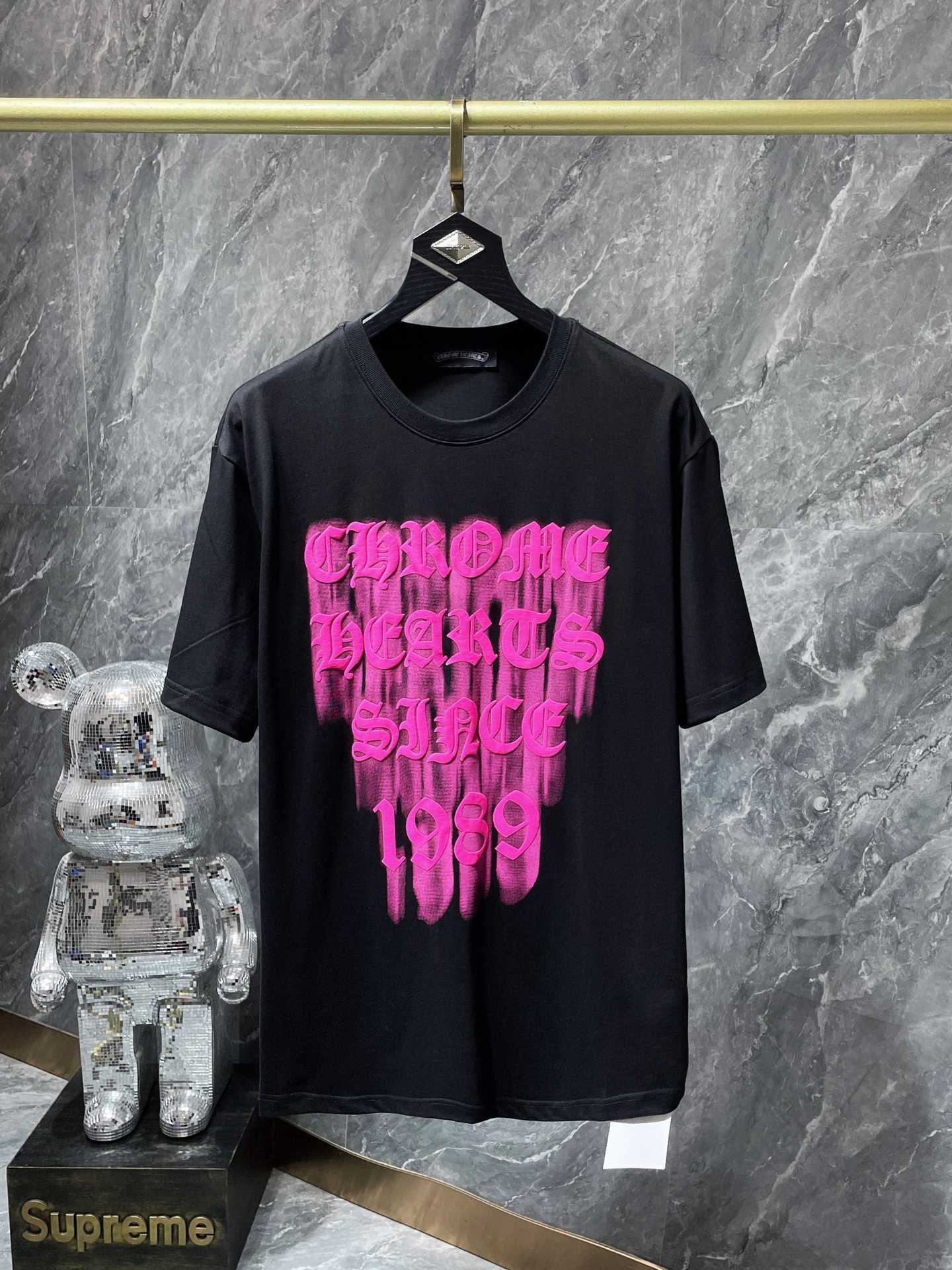 Men's T-Shirts CH Fashion clothing Designer Tees Luxury Casual Tshirt 2023ss Heart Rose Red Foam Sanskrit Graffiti Cross Short Sleeve Men Women T-Shirt for sale Chromes, Black
Men's T-Shirts CH Fashion clothing Designer Tees Luxury Casual Tshirt 2023ss Heart Rose Red Foam Sanskrit Graffiti Cross Short Sleeve Men Women T-Shirt for sale Chromes, Black