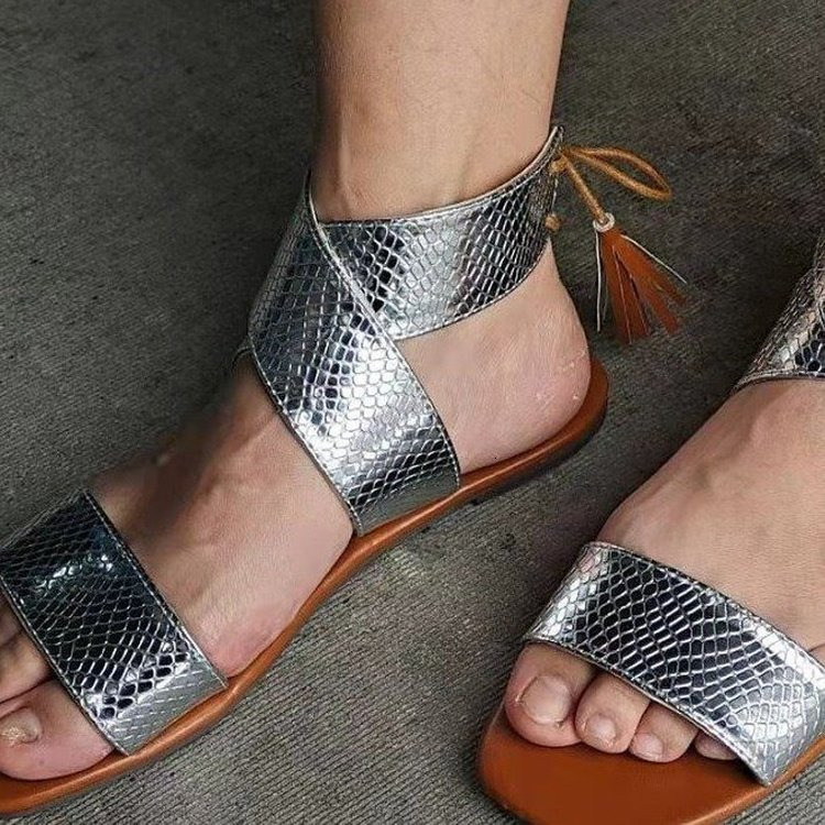 Summer Women's Flat Sandals With Ankle Straps Open Toe Gladiator Sandal New Tassels Roman Shoes Woman Gold Flats Sandalias 230428