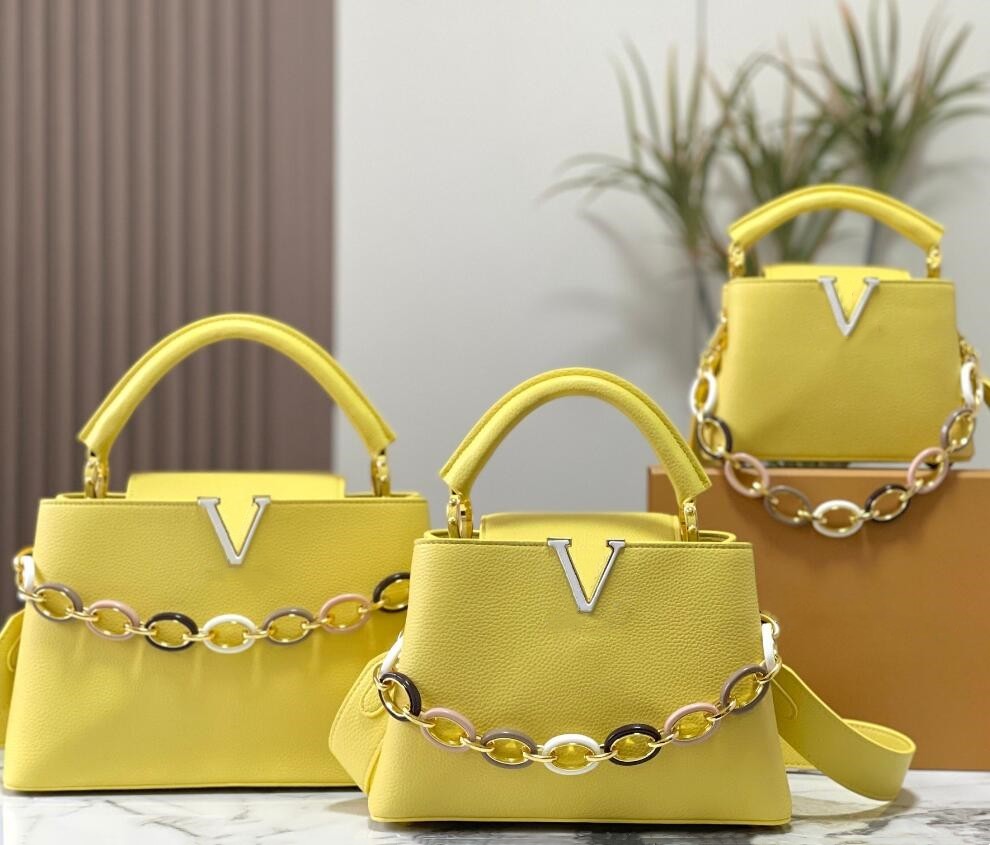 Fashion Designer Tote Bag Simple Colorful Chain Handbag Large Capacity Cover Capuchines Shopping Bag Women Shoulder Bag, Grey
Fashion Designer Tote Bag Simple Colorful Chain Handbag Large Capacity Cover Capuchines Shopping Bag Women Shoulder Bag, Grey