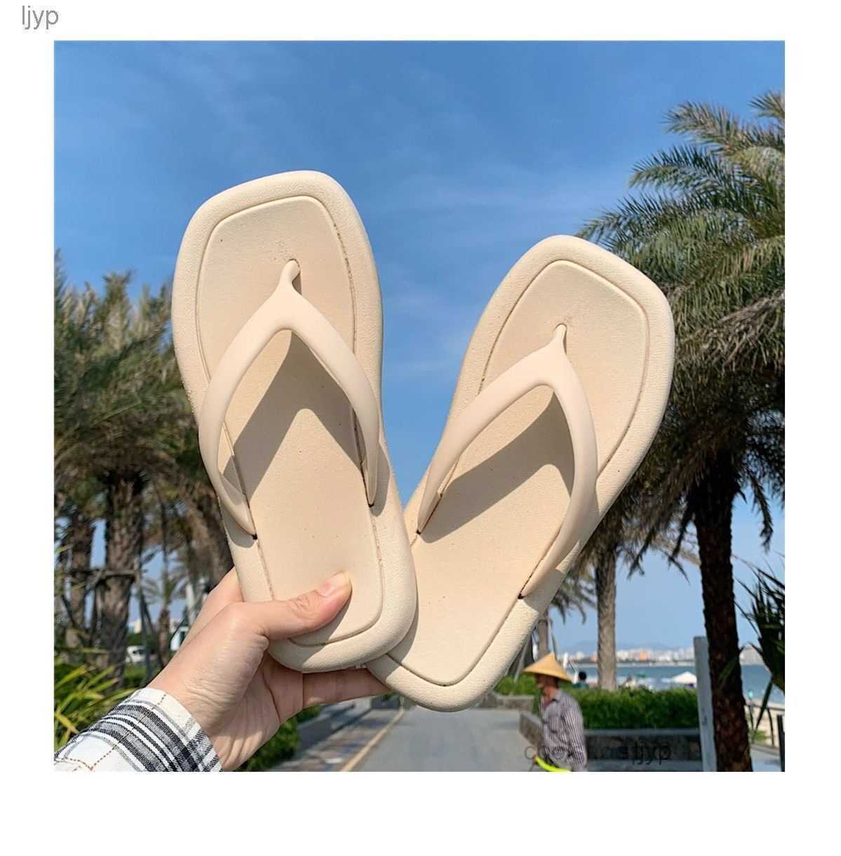 

Non-slip Rubber Slippers Flip Flop Women's Beach Flip Flops Sandal Shoes Luxury Summer c Flat Soft Slides Platform Foam Sandal Retro Water Pool Sport Trainer S41902