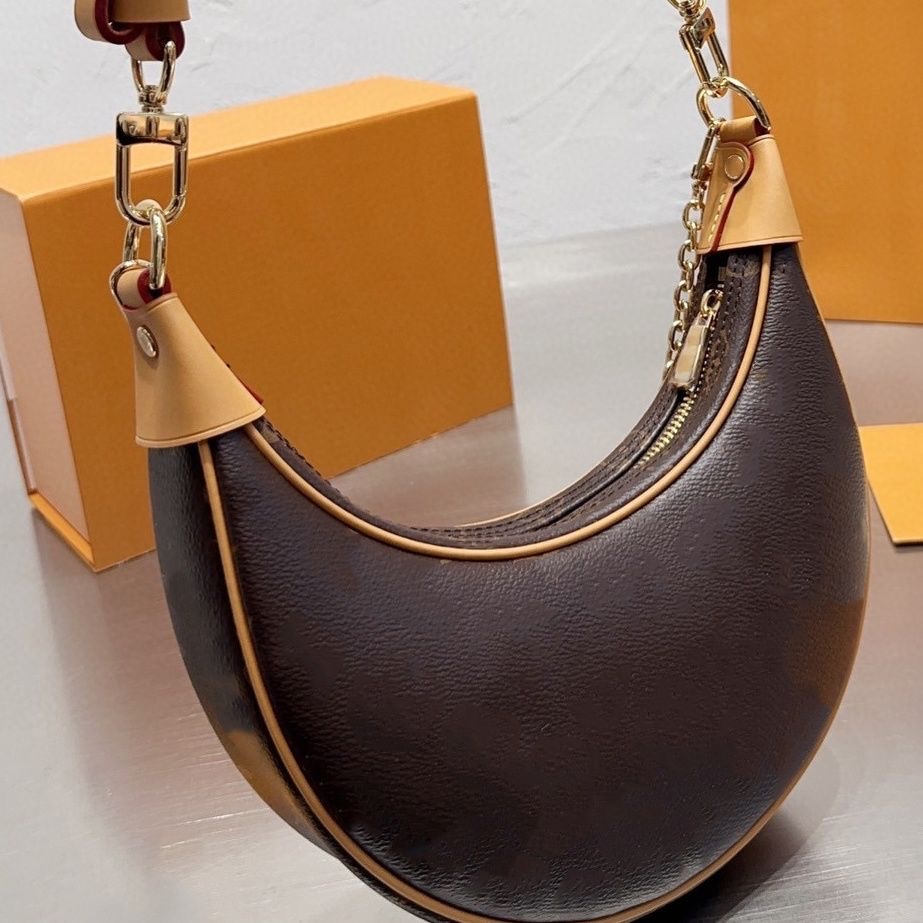 Fashion designer bag Evening Bags brown letter printed formal fashion luxury leather Women Designers Handbags clutch tote bag 23*17**7cm, Same as pic
Fashion designer bag Evening Bags brown letter printed formal fashion luxury leather Women Designers Handbags clutch tote bag 23*17**7cm, Same as pic