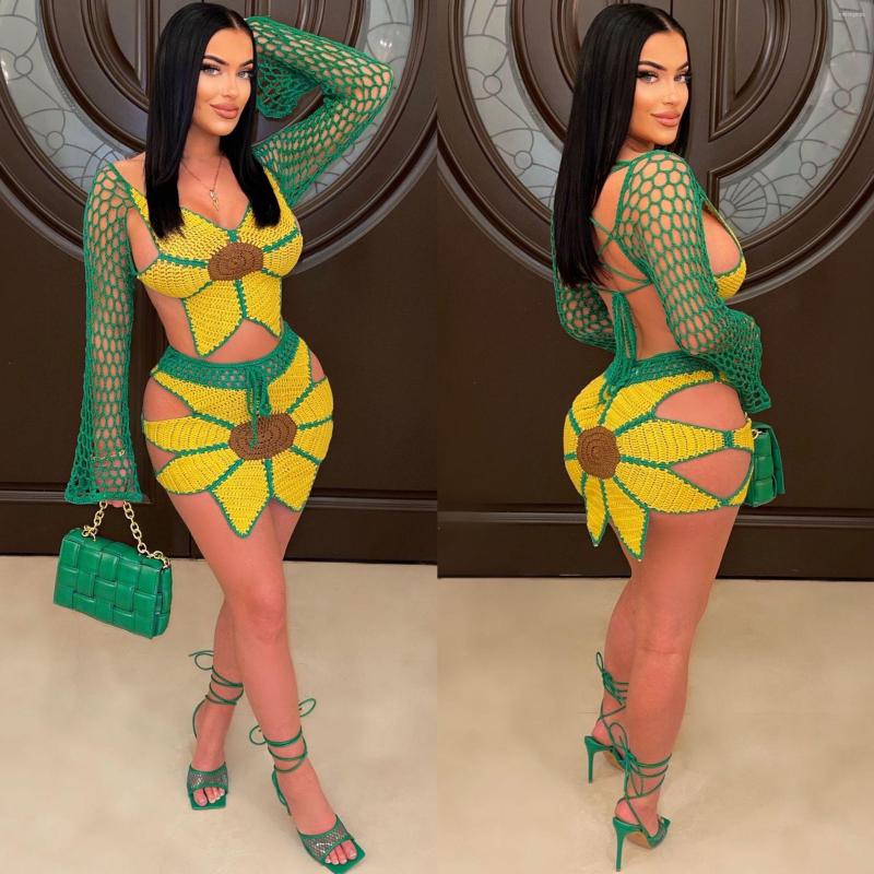 Two Piece Dress Women Long Sleeve Tops And Mini Skirt Hand-crocheted Sunflower Swimsuit Cover Ups 2023 Summer 2 Set Beach Suits, Lz0260
Two Piece Dress Women Long Sleeve Tops And Mini Skirt Hand-crocheted Sunflower Swimsuit Cover Ups 2023 Summer 2 Set Beach Suits, Lz0260