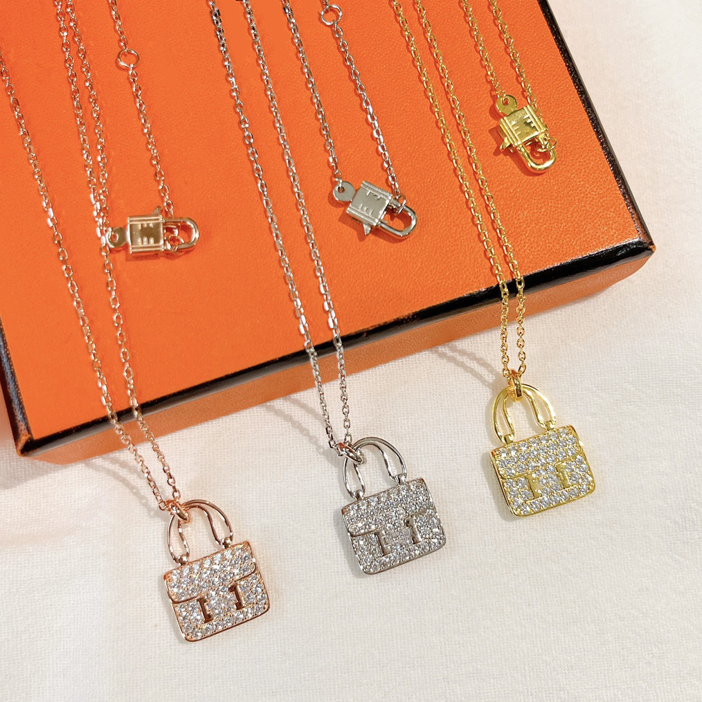 H necklace for women designer couple diamond Gold plated 18K T0P Advanced Materials official reproductions brand designer fashion jewelry premium gifts 018
H necklace for women designer couple diamond Gold plated 18K T0P Advanced Materials official reproductions brand designer fashion jewelry premium gifts 018