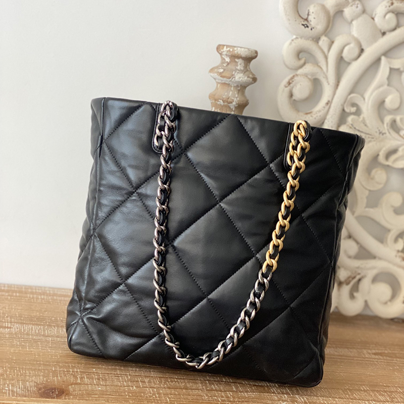 10A Tote bag Sheepskin Shopping bag TOP quality 37cm luxury designer bags the large capacity bag woman shoulder bag With box C205
10A Tote bag Sheepskin Shopping bag TOP quality 37cm luxury designer bags the large capacity bag woman shoulder bag With box C205